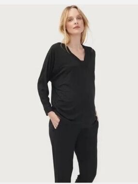 Hatch Maternity The Visitor V-neck Knit Blouse Nursing Breastfeeding Comfy